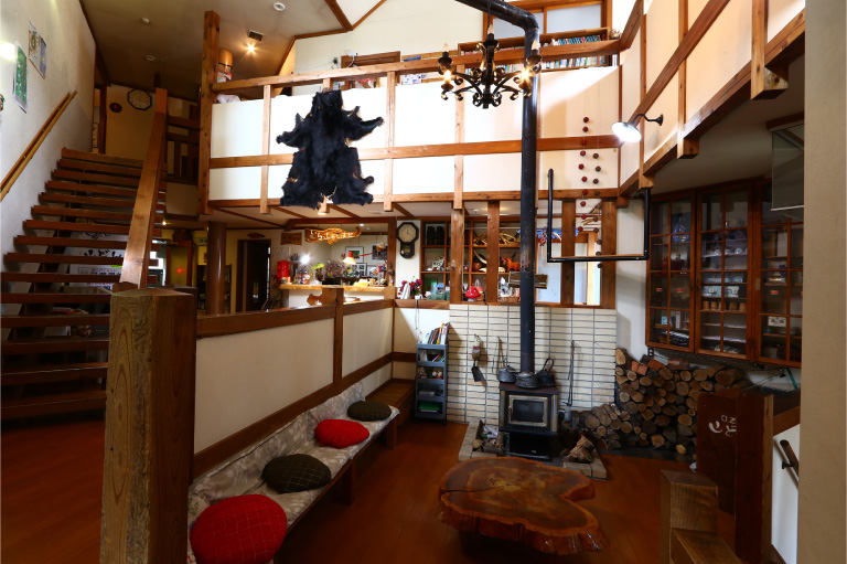 エントランスロビー&ラウンジ